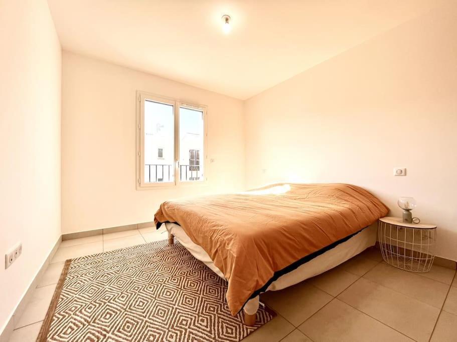 Appartement Neuf Avec Terrasse Saint-Florent  Kültér fotó