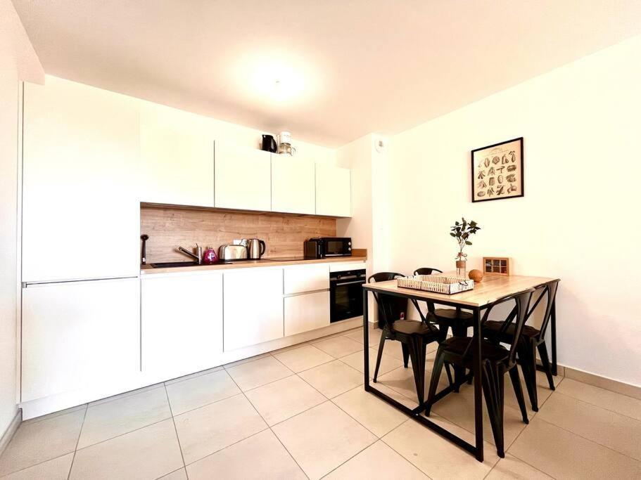 Appartement Neuf Avec Terrasse Saint-Florent  Kültér fotó